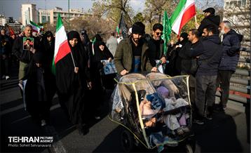تشییع پیکر شهدای حملات آمریکایی-صهیونیستی