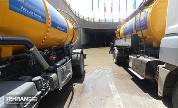 امدادرسانی سازمان مدیریت پسماند شهرداری تهران به مناطق سیل زده یزد