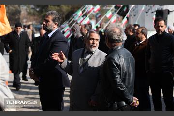مراسم تشییع مرحوم محمدهادی چمران برادر مهدی چمران 16