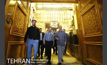 تهران گردی احمد مسجد جامعی به مناسبت روز مشروطه 26