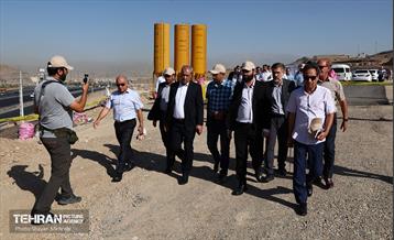بازدید مدیرکل حوزه شهردار تهران از پروژه بزرگراه شهید شوشتری 17