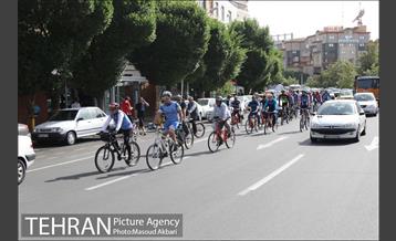 همایش دوچرخه سواری به مناسبت هفته روابط عمومی‎ 8