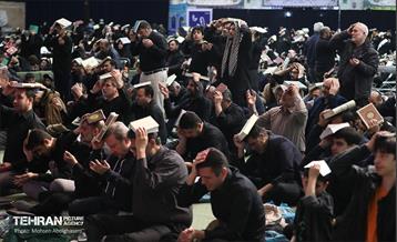 احیای شب بیست‌ویکم ماه رمضان در مصلای امام خمینی (ره) 28