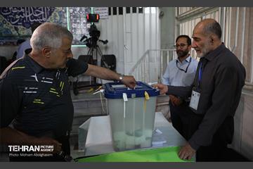 انتخابات چهاردهمین دوره ریاست جمهوری - مسجد النبی (ص) 7
