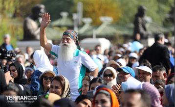 همایش‌ پیاده‌روی خانوادگی کارکنان شهرداری تهران 8