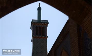 نمایشگاه «رخ دوست»تور تهرانگردی وابستگان نظامی سفارتخانه‌های خارجی مقیم تهران 7