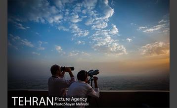 استهلال هلال ماه شوال از فراز برج میلاد تهران 8