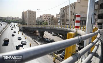 اینجا کارگاهه؛ پل تقاطع غیر همسطح در بزرگراه شهید باقری 21