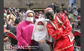 افتتاحیه نمایشگاه کودکان کار 9