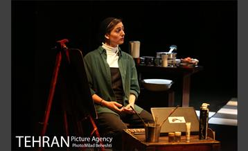 نمایش نقاشی اشر 3