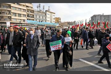 راهپیمایی ۲۲ بهمن در تهران -۲ 13