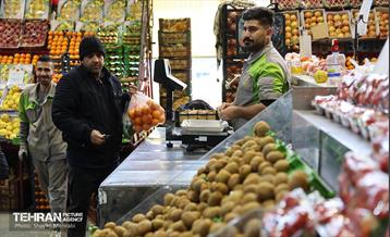 بازدید اصحاب رسانه از زنجیره تامین محصولات مصرفی ماه رمضان و میوه شب عید 21