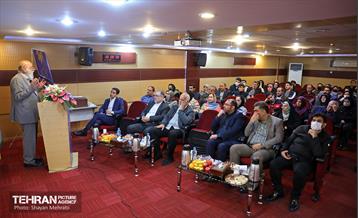 آیین تقدیر از فرزندان نودانشجوی همکاران شرکت خودرو سرویس شهر 8