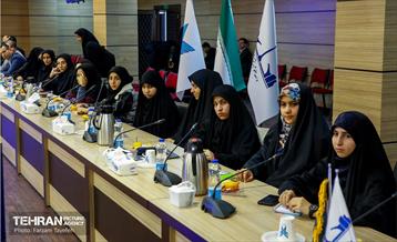 نشست صمیمی دانشجو و شهر در منطقه 5 20