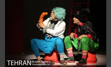 نمایش مخ پریشون های شلم‎ 14