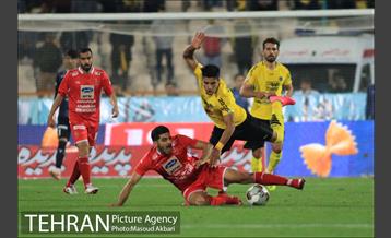 دیدار تیم های سپاهان اصفهان و پرسپولیس تهران 30