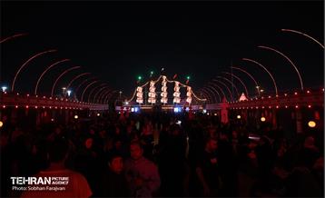 آئین بدرقه زائران اربعین در میدان آزادی 18