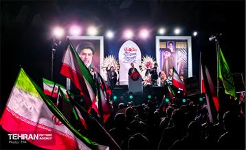 اجتماع بین‌المللی در تهران در حمایت از ایران و بیعت با رهبر جدید