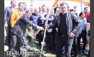 مراسم درختکاری باشگاه سایپا در حضور علی دایی و قهرمانان ملی 19