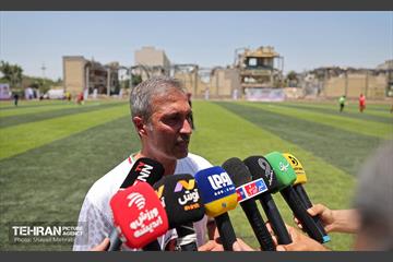 دیدار پیشکسوتان استقلال و پرسپولیس و اصحاب رسانه 1