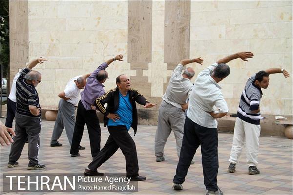 ورزش و نشاط صبحگاهی در بوستان های تهران‎ 21