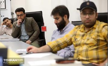 سومین روز داوری محصولات ارائه شده به کندو 4