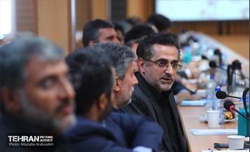 جلسه معاونان معماری و شهرسازی مناطق با شهردار تهران 13