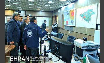 بازدید وزیر کشور از ستاد بحران شهر تهران 7