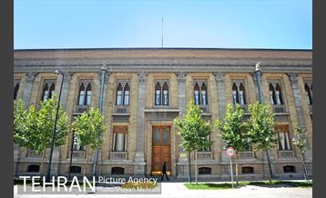 میدان مشق (باغ ملی) 14