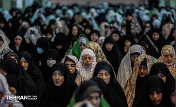 اقامه نماز عید سعید فطر در مصلی امام خمینی(ره)