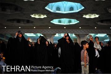 مراسم احیای شب نوزدهم ماه رمضان در مصلی تهران 39