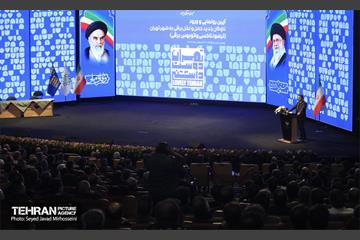 مراسم رونمایی از نخستین بسته حمل و نقل عمومی برقی تهران 48