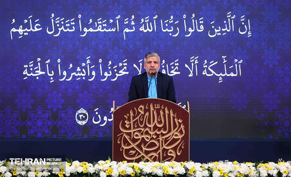 دیدار شهردار تهران با جامعه قرآنی 37