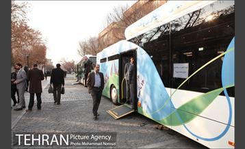 آیین رونمایی و بهره برداری از ناوگان حمل و نقل پاک با حضور دکتر قالیباف 23