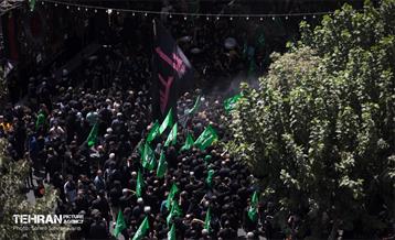 خیمه سوزان ظهر عاشورا در چهارراه گلوبندگ 1