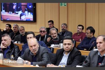 نشست هم‌اندیشی هیئت رئیسه اتاق اصناف تهران، روسای اتحادیه‌های صنفی تهران و هیئت امناء بازار تهران با شهردار تهران 37