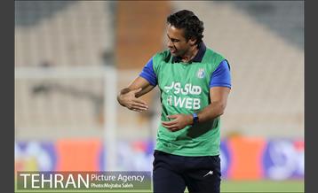 دیدار تیم های فوتبال استقلال تهران و مسجد سلیمان 12