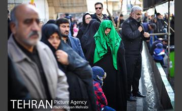 اجتماع عزاداران فاطمی در میدان هفت تیر 28