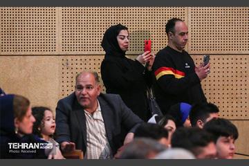 اکران عمومی قسمت پایانی سریال پایتخت در برج میلاد 61