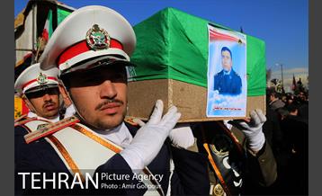 مراسم تشییع شهدای حادثه سقوط هواپیما  3