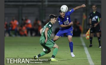 دیدار تیم های استقلال تهران و ذوب آهن اصفهان 1