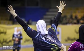 لیگ هندبال زنان 3