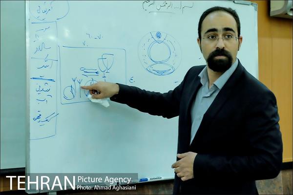 برگزاری کلاس های خدمات و میزبان ویژه نیروهای خدماتی مناطق شهرداری تهران 18