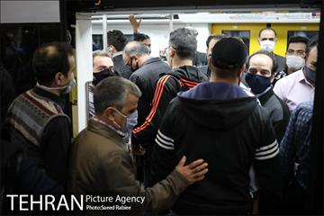بازدید سخنگوی دولت از طرح استفاده اجباری ماسک در مترو 18