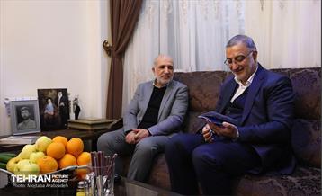 قرار خدمت؛ دیدار شهردار تهران با خانواده شهید مهدی داراب برکادهی 4