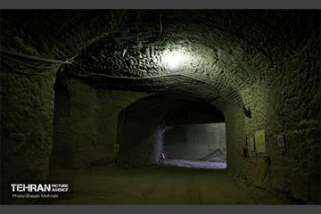 اینجا کارگاهه؛ مترو ورزشگاه تختی 40