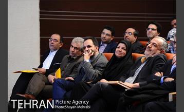 اختتامیه همایش تهران چهار دهه معماری و طرح های شهری با حضور شهردار تهران 9