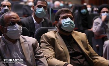 نشست صمیمی فعالان فرهنگی و اجتماعی با شهردار تهران 13