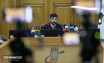 نشست خبری رئیس کمیسیون برنامه و بودجه شورای اسلامی شهر تهران 7