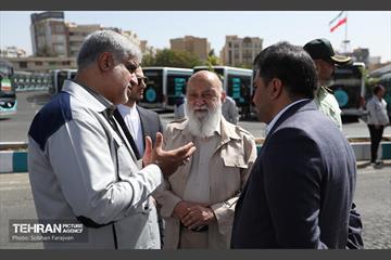 آیین بهره‌برداری از ۲۰۱ دستگاه اتوبوس برقی 39